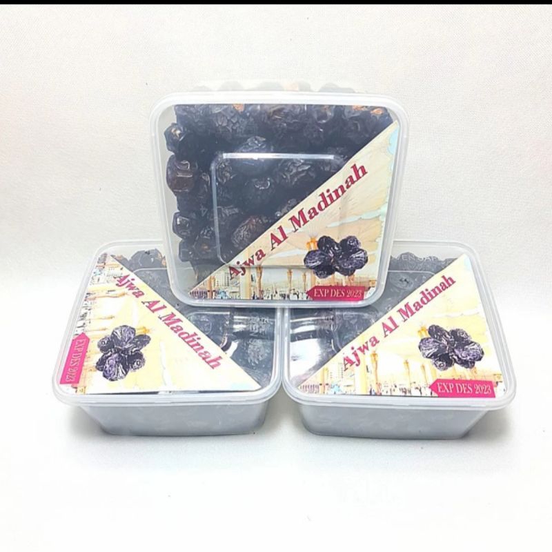 

Kurma Ajwa Al madinah 1kg