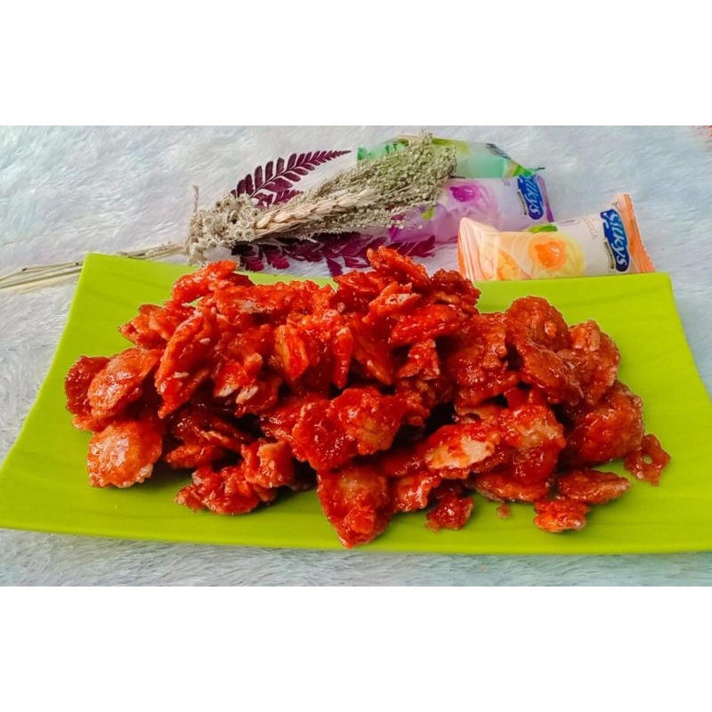 

keripik melinjo pedas