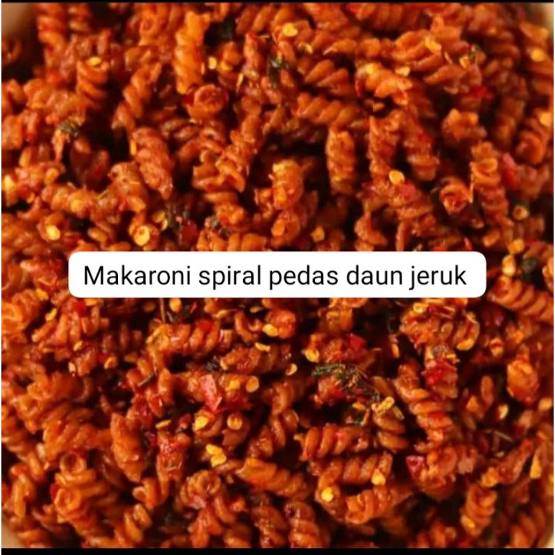 

ANEKA JAJANAN KEKINIAN KEMASAN 80 GRAM MAKARONI SPIRAL PEDAS DAUN JERUK RENYAH GURIH MURAH ENAK