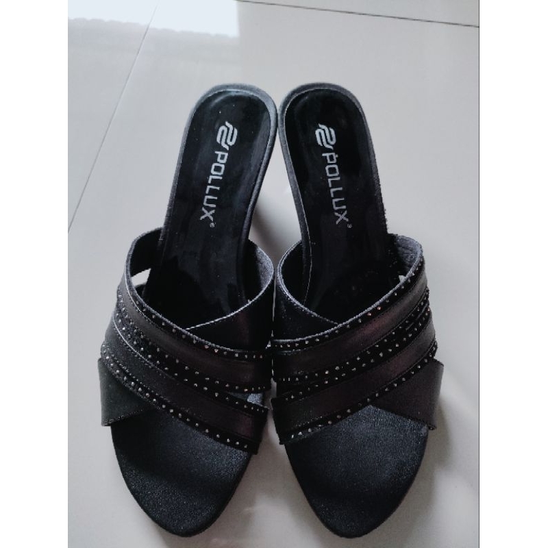 Sandal Pesta Hitam Pollux