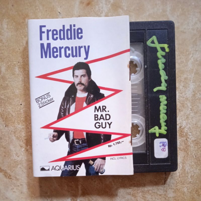 kaset pita freddie mercury mr. bad guy