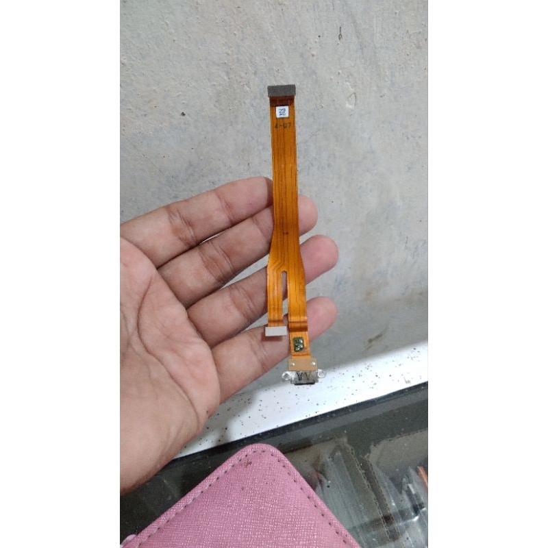 FLEKSIBLE CHARGER OPPO A3S CPH1803 ORI COPOTAN