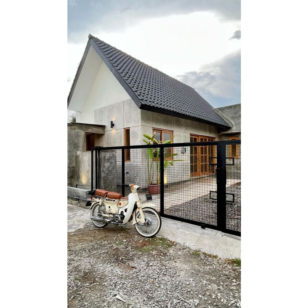 Pagar wiremesh minimalis hitam doff
