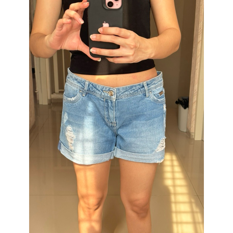 Celana Pendek Jeans Wanita Stradivarius