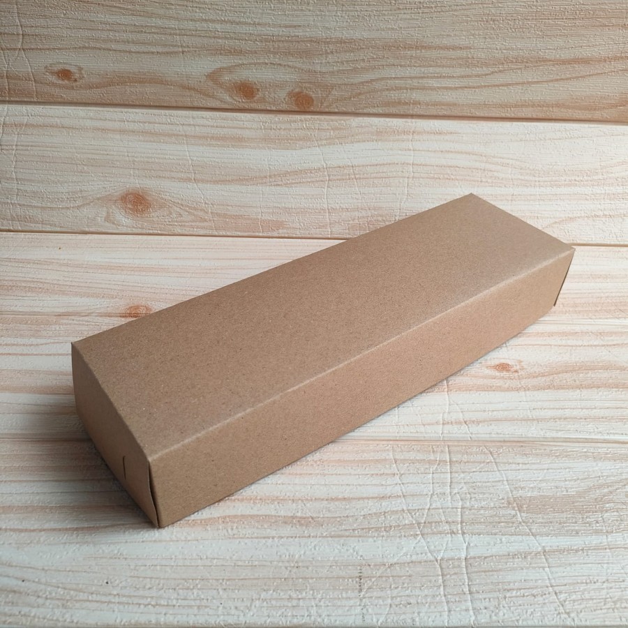 

Box Kraft Coklat Bandeng Uk 33 x 10 x 5,5 cm / Dus Bandeng Coklat Polos per 10