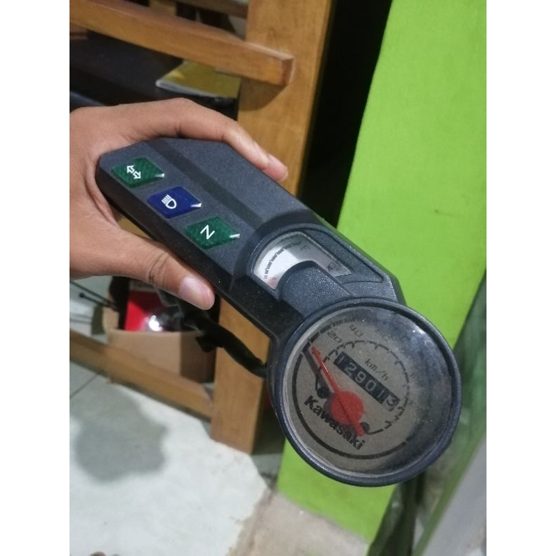 speedometer klx