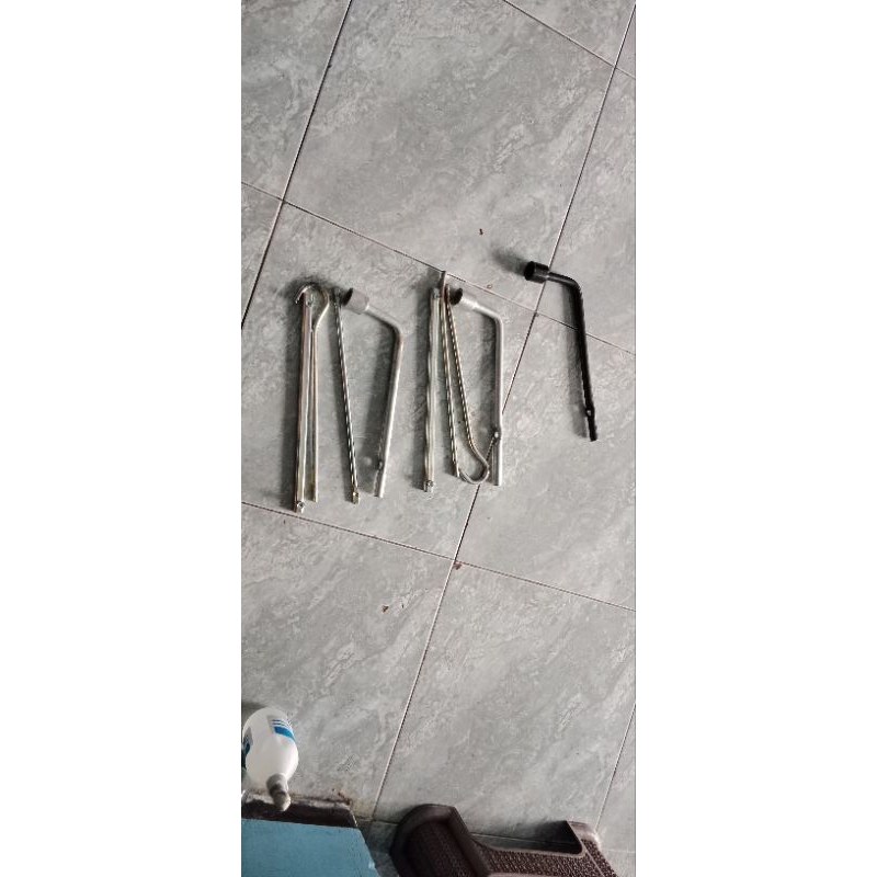 kunci roda original avanza 2018