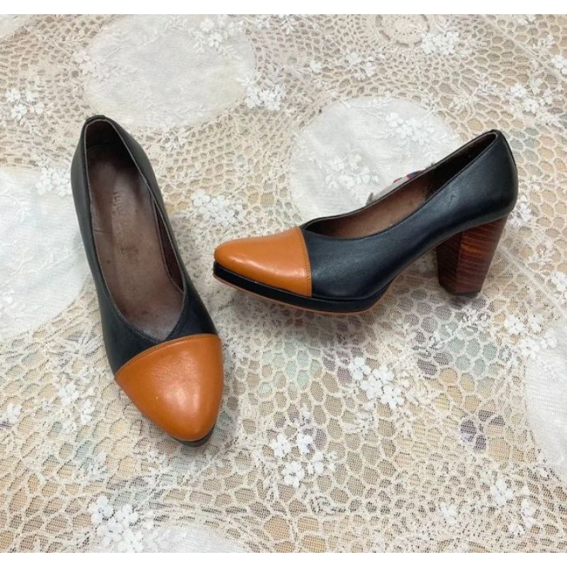 SHOES by PERFECT COMBINATION( made in THAILAND)