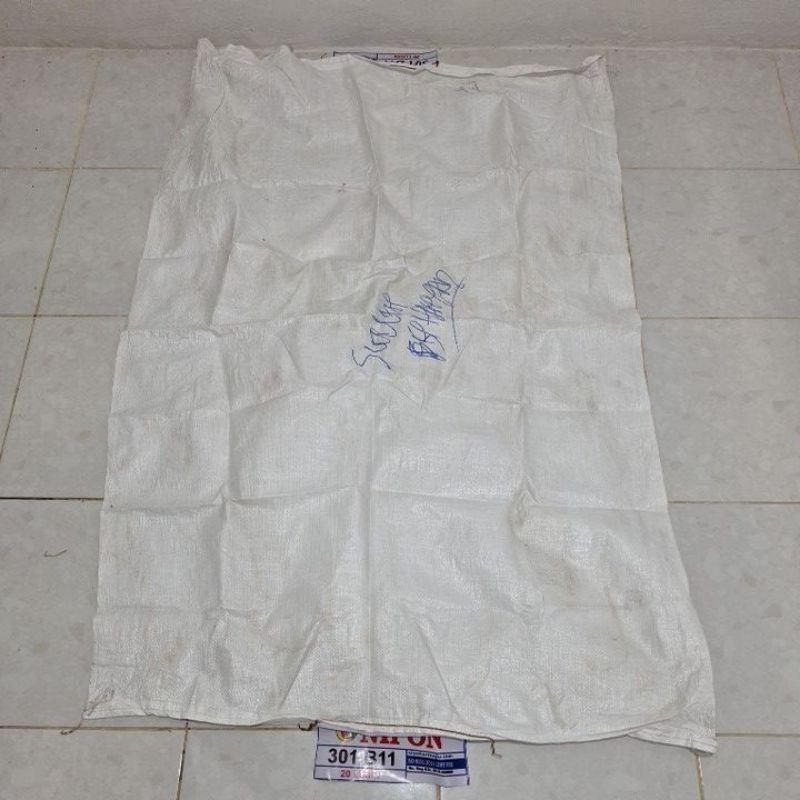 KARUNG BEKAS JUMBO Uk 100X160 (BEKAS KARUNG SENDAL)