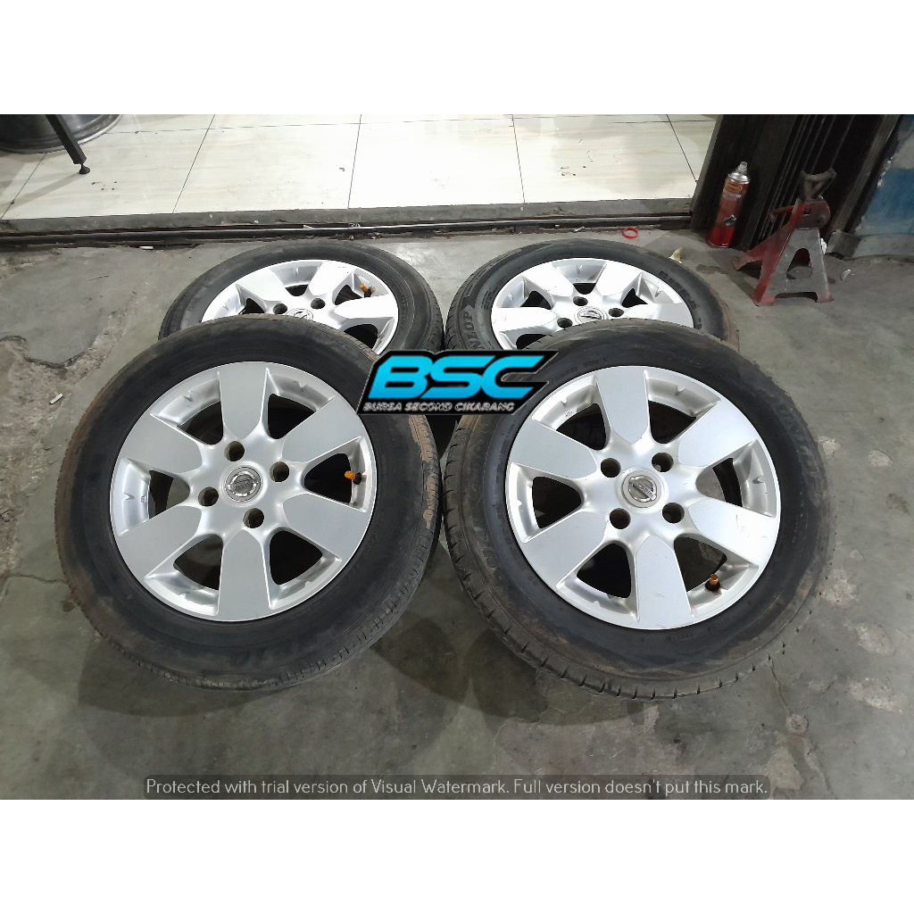 Velg Mobil Bekas R15 Ori Oem Livina Pcd 4x114,3 Plus Ban Ring 15 Avanza Xenia Carry Latio Confero Pe