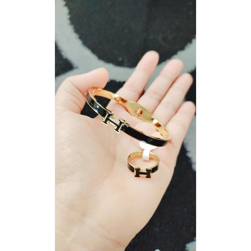 gelang set cincin titanium H gold hitam