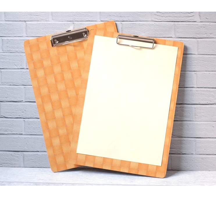 

CLIPBOARD / PAPAN UJIAN / PAPAN JALAN / CLIP BOARD F4 TRIPLEK