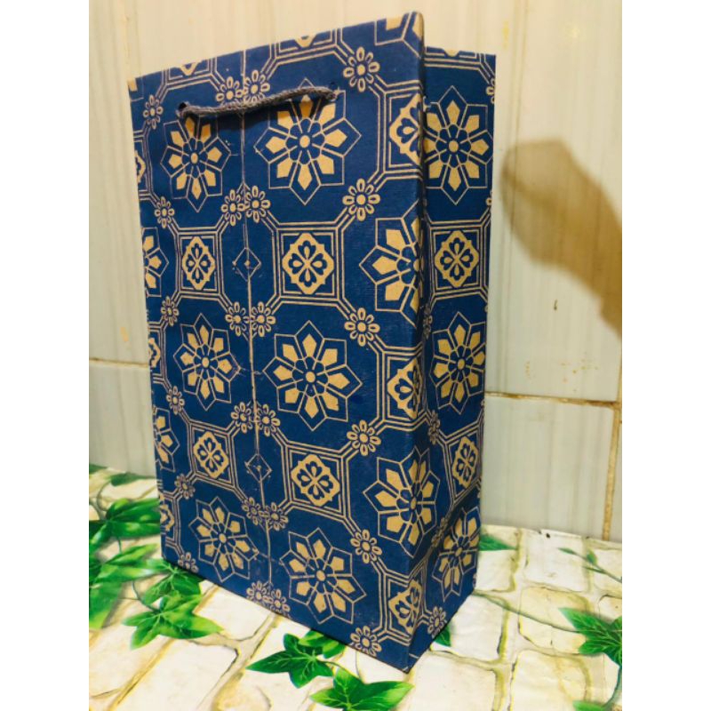 

paperbag wafer motif bunga, burung