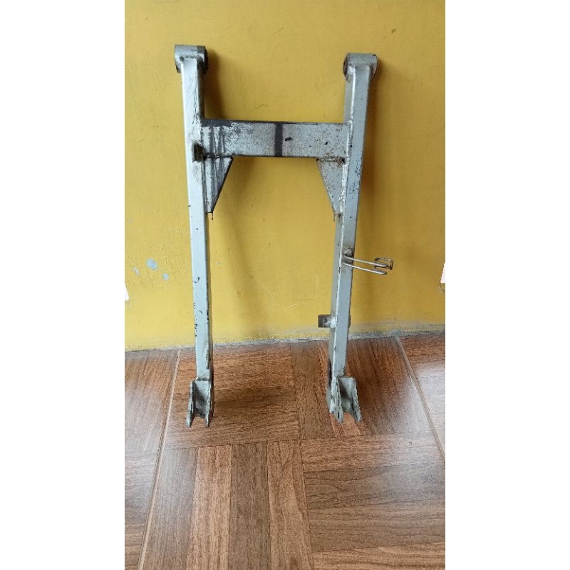 Swing Arm Shogun 125 SP original