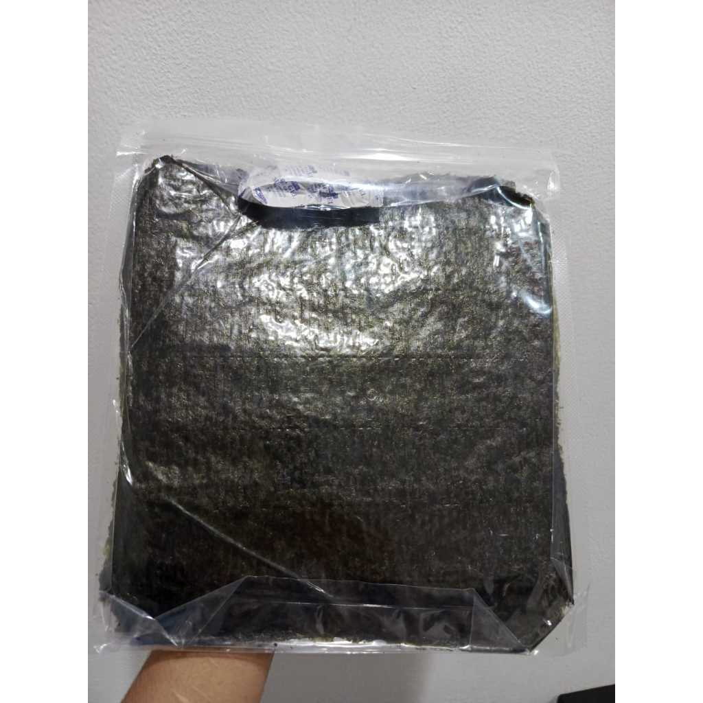 

RB NORI 50 LEMBAR YAKI SUSHI (HALAL) / NORI 50 SHEETS RUMPUT LAUT PANGGANG ROASTED - TOKINORI