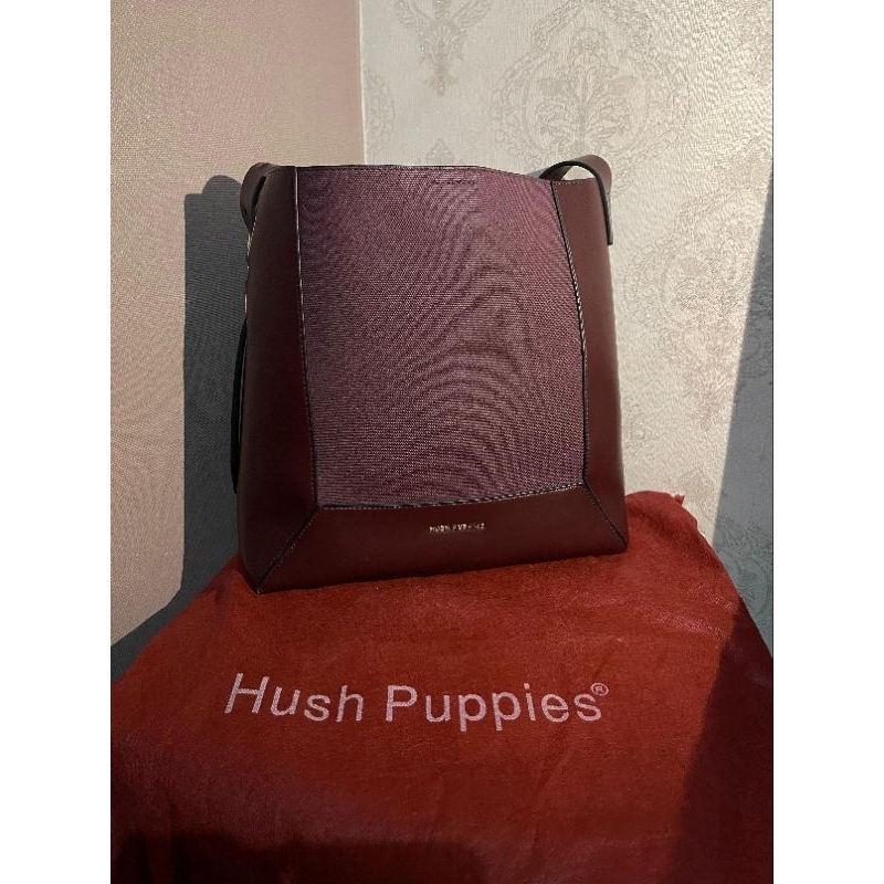 PRELOVED TAS TOTE HUSH PUPPIES
