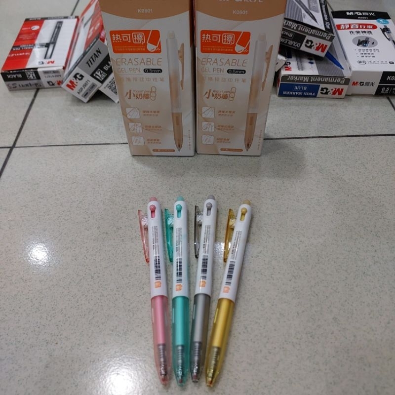 

Erasable Gel Pen 0.5mm Black Merk M&G Pengait Unik Tiktek Ball Pen Hitam
