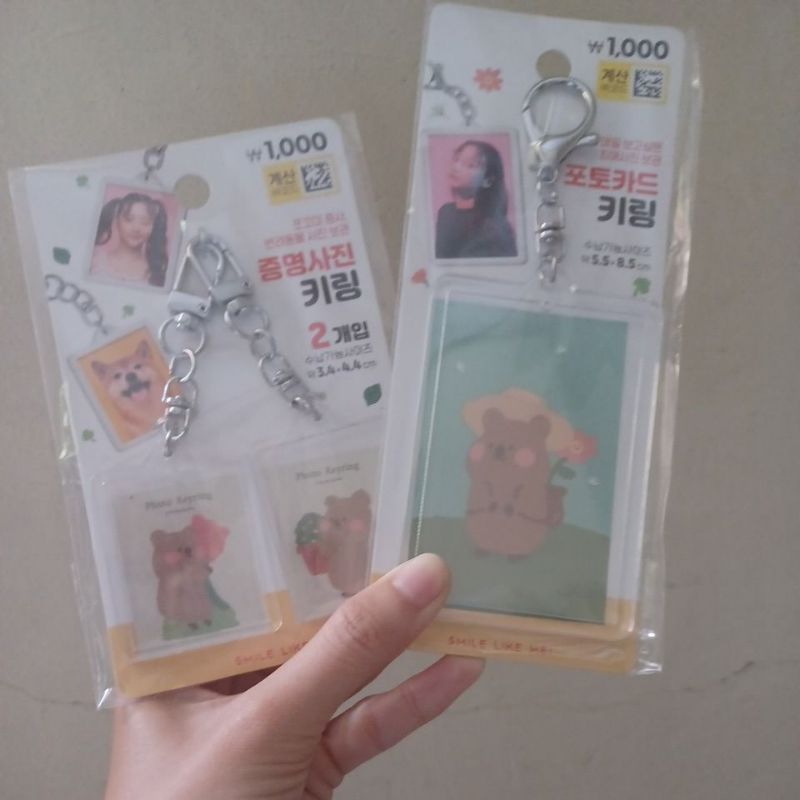card holder cahol keyring cahol daiso ducky world pc photocard id photo