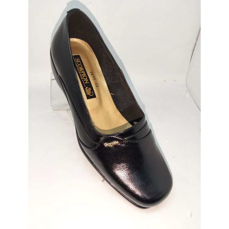 Scorpion - 3677. Sepatu Kulit Pantofel Wanita Flat Shoes
