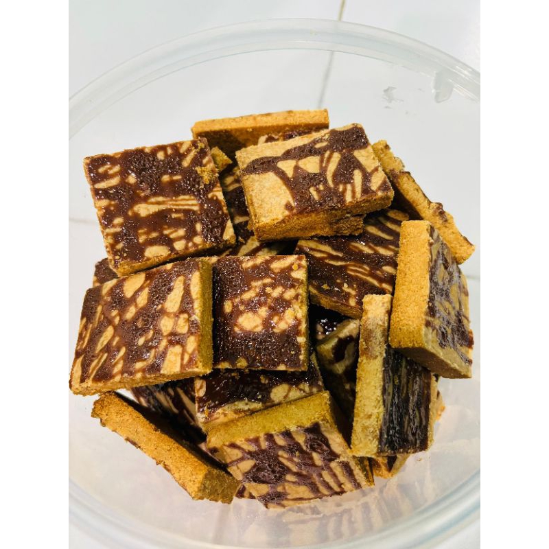 

kue susu terasa renyah dan gurih