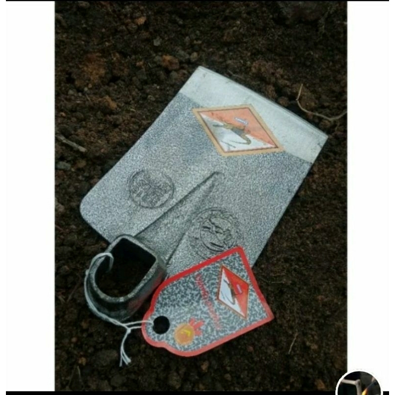 Cangkul cap buaya cermen anti lengket