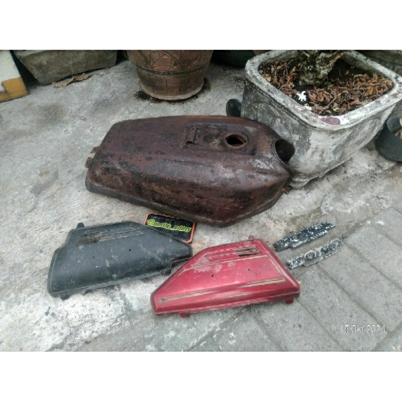 tangki gl100 tutup aki gl100 emblem gl100 original