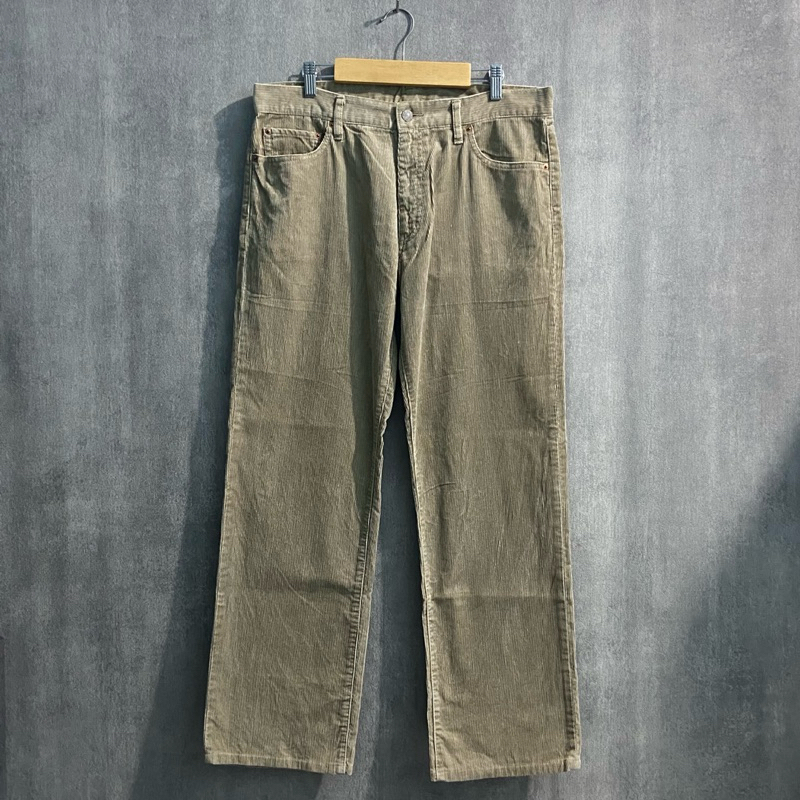 Corduroy Pants UNIQLO Regular Fit / Celana Corduroy Pria / Size 33