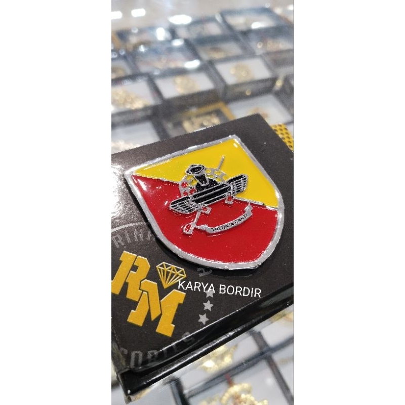 EMBLEM BARET KAVALERI TNI-AD