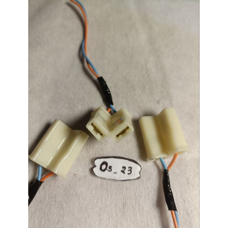 Soket flasher sein soket relay sein suzuki smash, satria fu,shogun universal 2 pin.