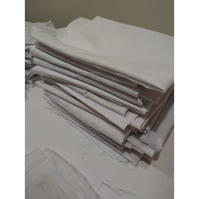 Kain Mori sisa potongan