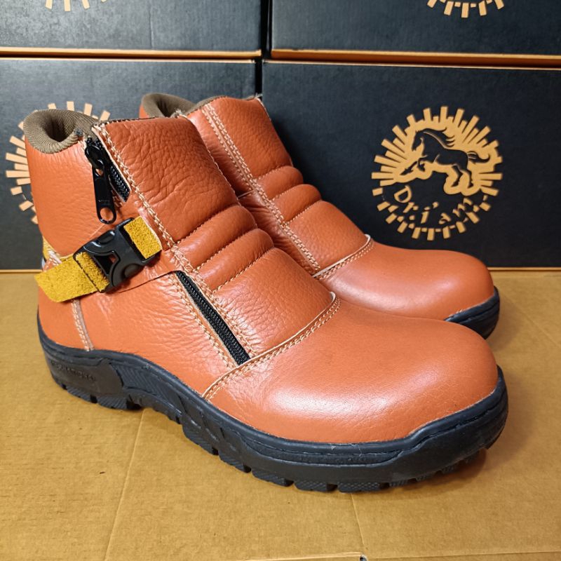 SEPATU SAFETY KULIT ASLI SEPATU SAFETY RESLETING UJUNG BESI SEPATU PROYEK 100% KULIT ASLI