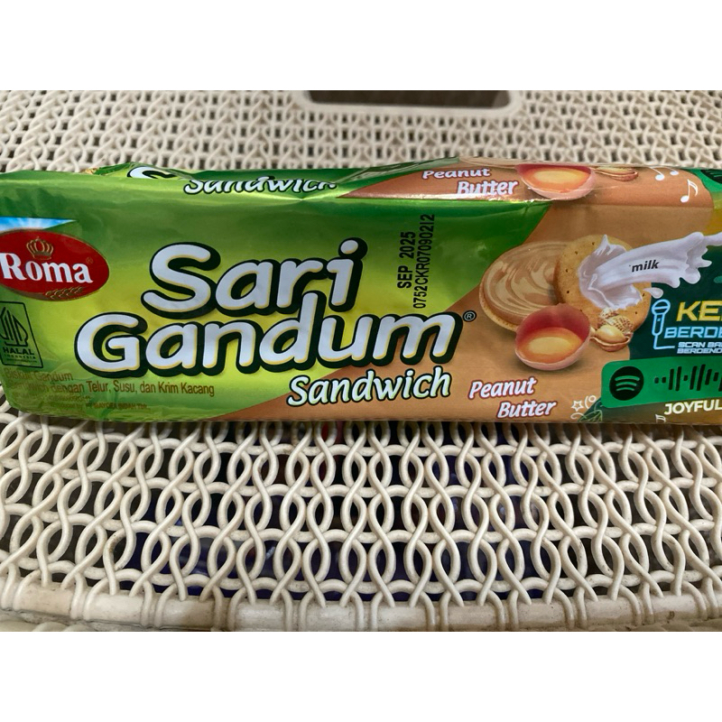 

Roma Sari Gandum Sandwich Peanut Butter