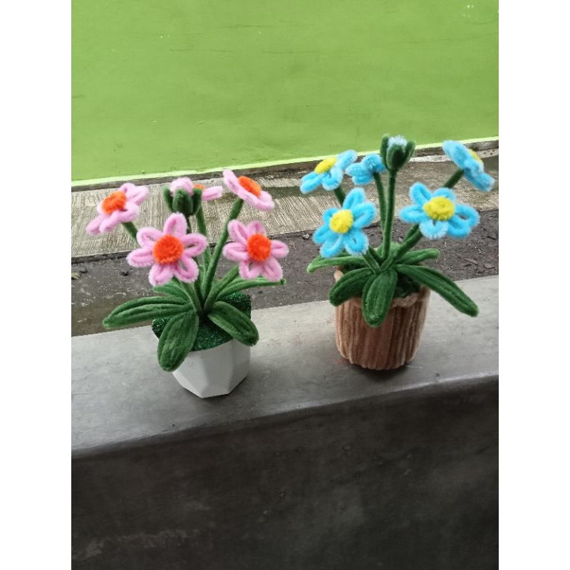 bunga Daisy/ pot mini/bunga kawat bulu/bunga hiasan dinding