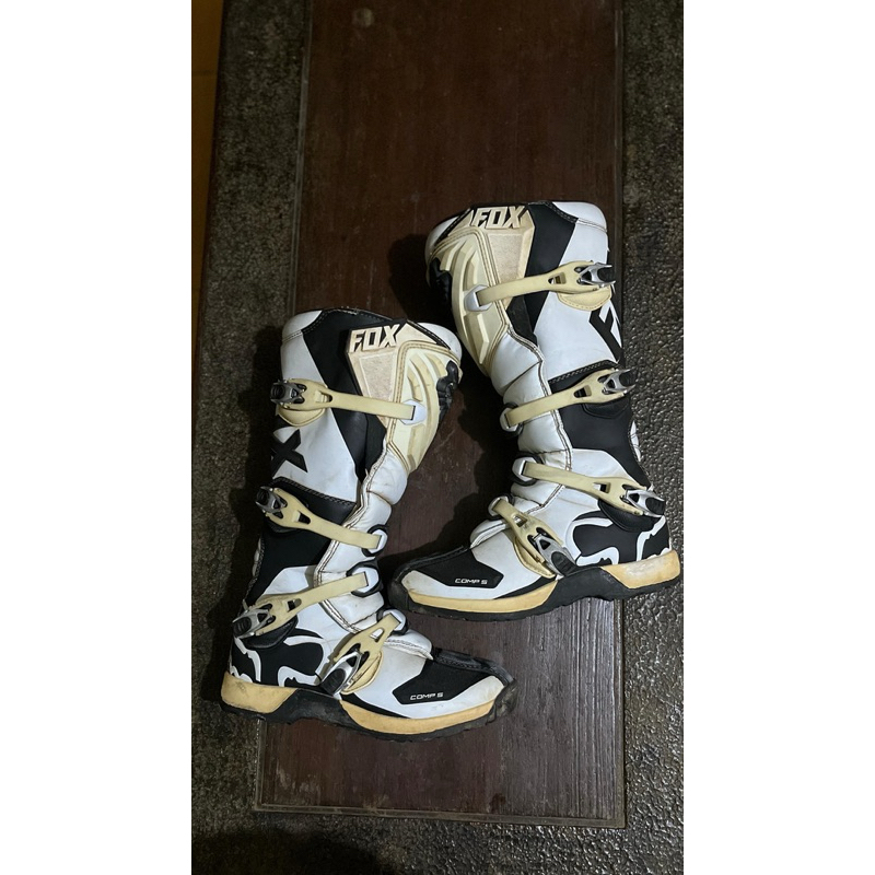 sepatu trail fox comp 5