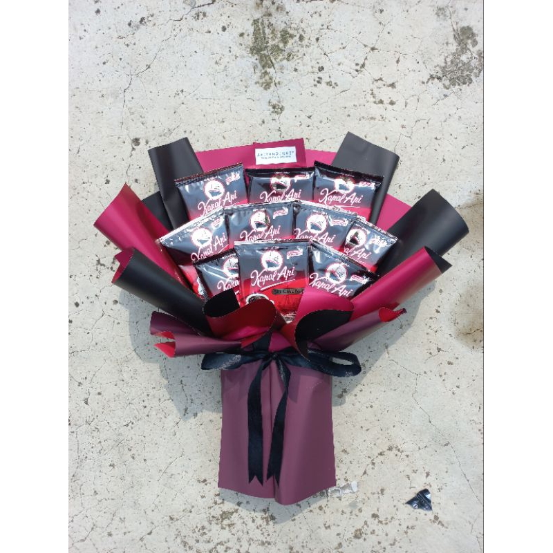 

buket kopi kapal api 10pcs/buket untuk cowo