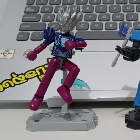 blokees ultraman saga