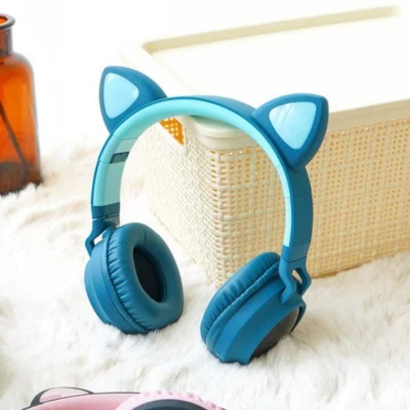 Ataru Headphone Bluetooth Bt028c - Ungu/hijau Mint