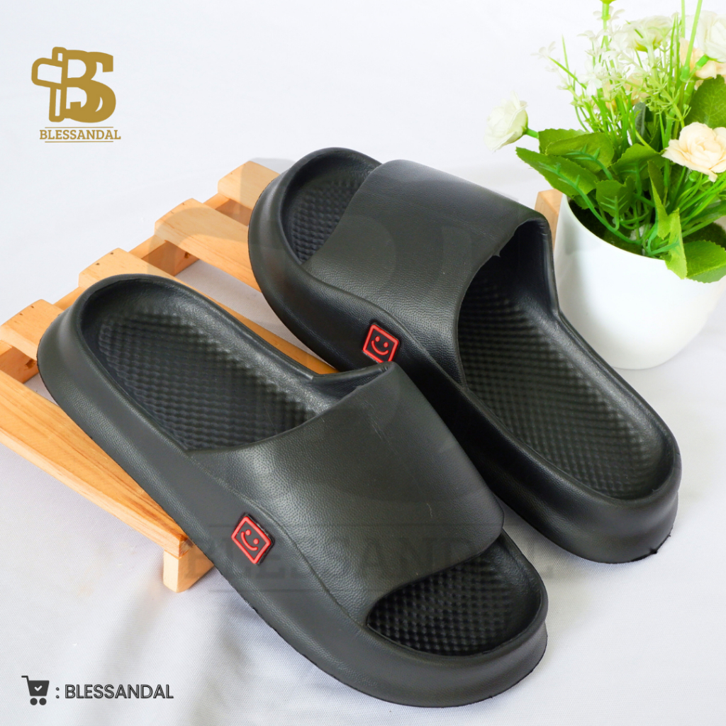 Terbaru Sandal Slop Pria Wanita/Sandal Slop Karet Eva Sandal Slop Polos Smile
