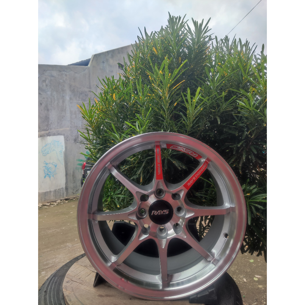 Velg Ce28 Hol 8 R15 Warna Silver Polish