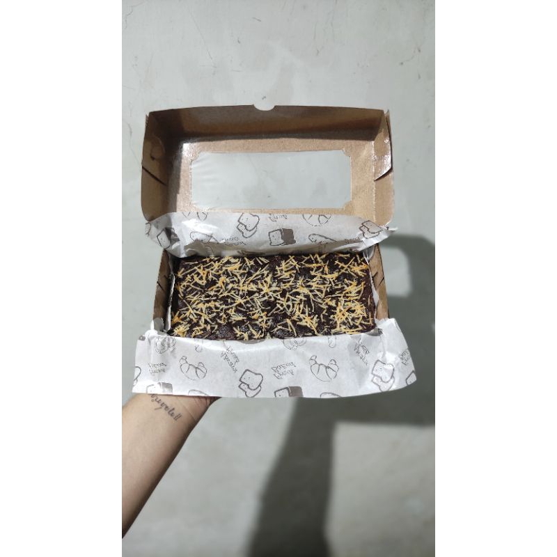 

Fudgy Brownies full size 1 kotak 20x10cm