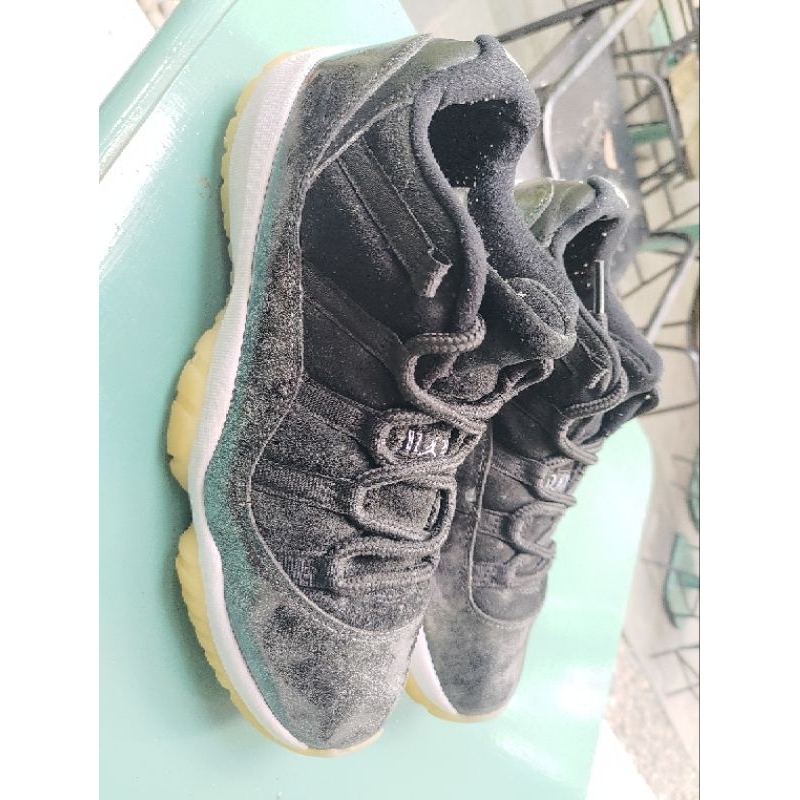 Sepatu Nike Air Jordan 11 Retro Low Baron, size 41