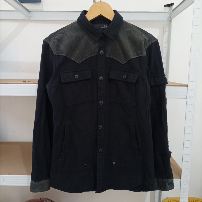 Kemeja flanel UNIQLO undercover