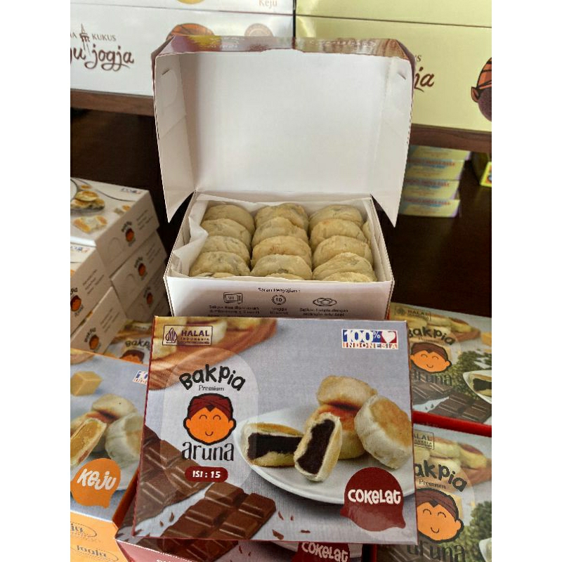 

Bakpia Premium Aruna Cokelat isi 15