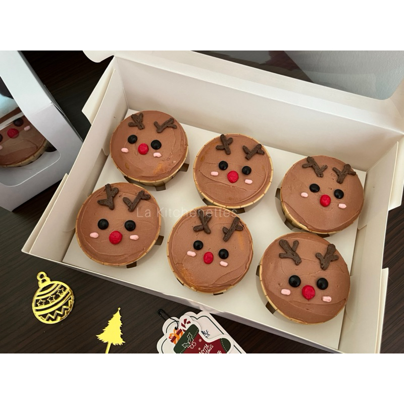 

Christmas Reindeer Cupcakes