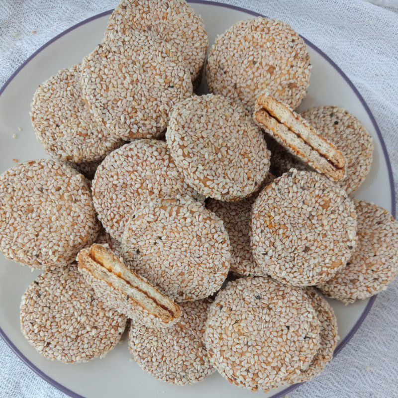 

TERLARIS - BISKUIT KARAMEL MARIE WIJEN HOMEMADE TANPA PENGAWET 100 GR / KUE MARIE WIJEN