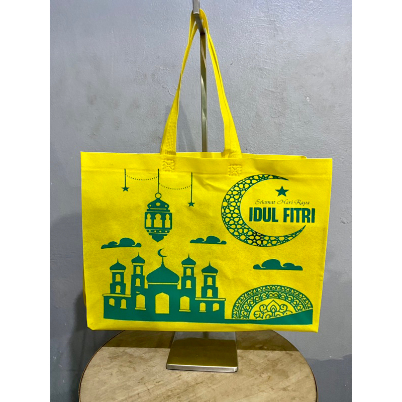 

TERMURAH!! (1 LUSIN = 12 PCS) READYSTOCK TERLARIS TAS PARCEL IDUL FITRI 40x30x15 CM / TAS LEBARAN / GOODIE BAG IDUL FITRI / TAS HAMPERS / TAS BELANJA / TAS SPUNBOND/ GOODIE BAG