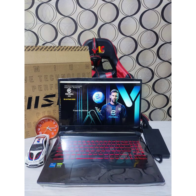Laptop Gaming MSI NVIDIA RTX 3050 SSD 512Gb GEN11 GF66 Like NEW FULLSET