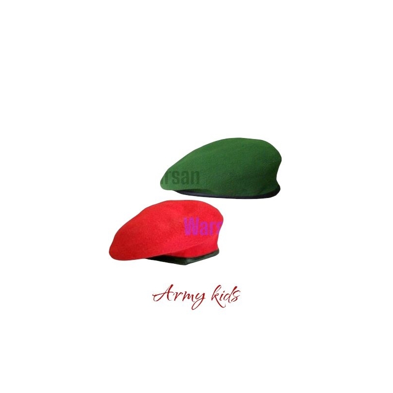 baret merah dan biru anak