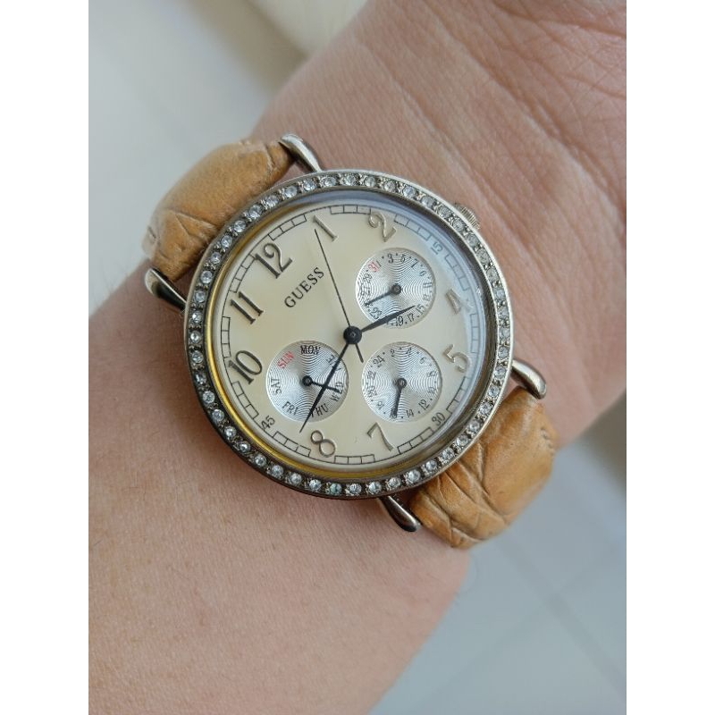 jam guess original wanita