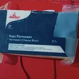 

Anchor Keju Parmesan Cheese Block 100 gr kemasan ulang